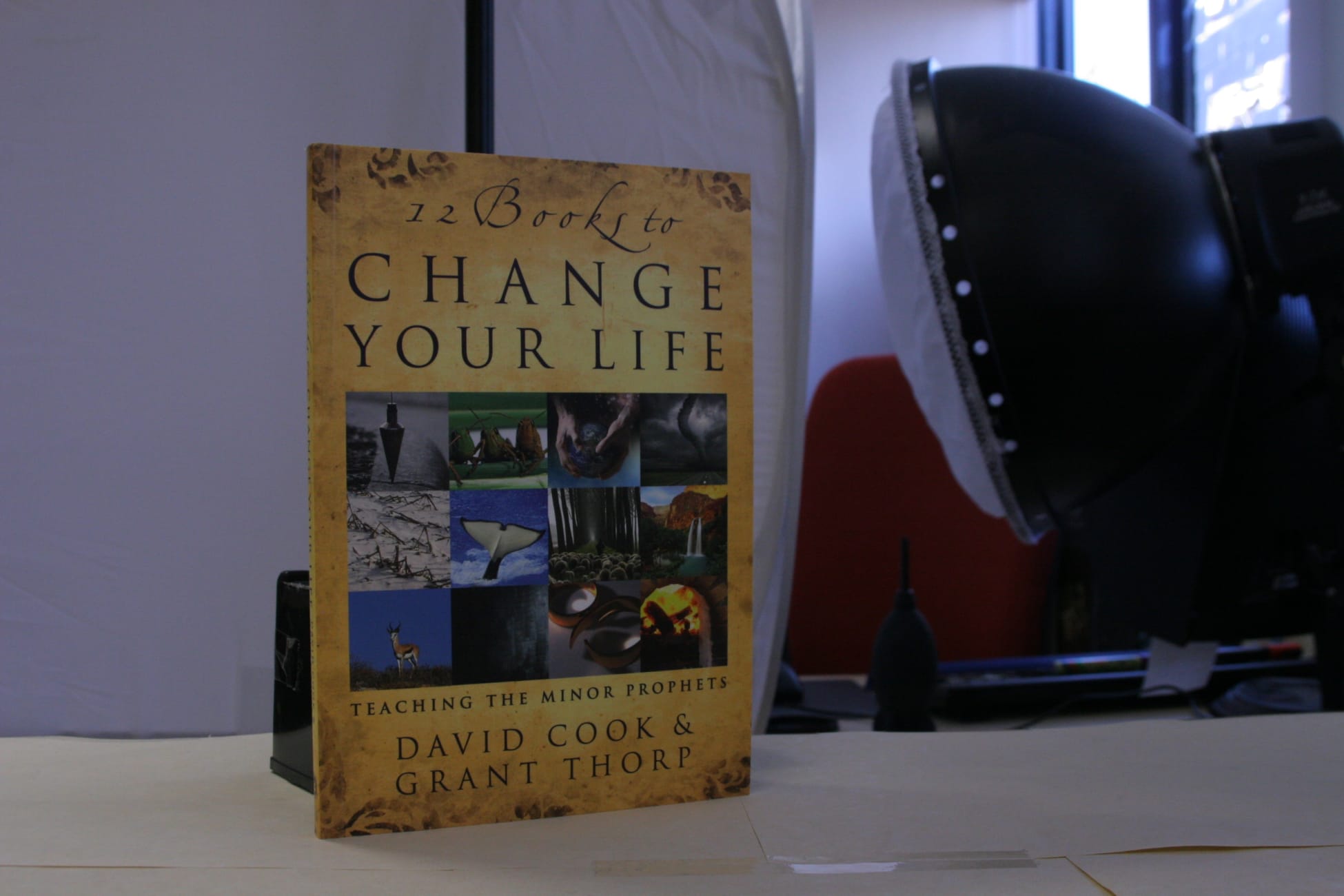 12 Books to Change Your Life Paperback