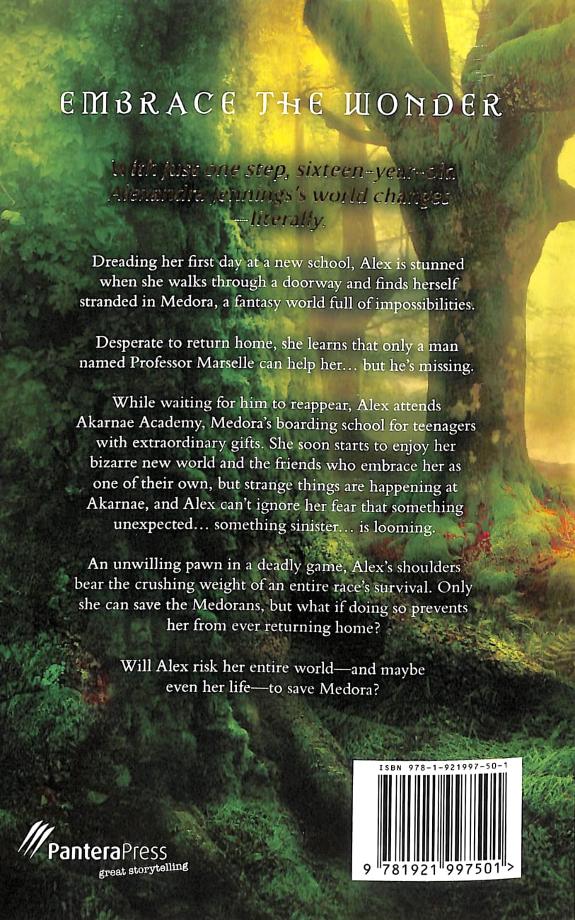 Akarnae (Medoran Chronicles Series) Paperback