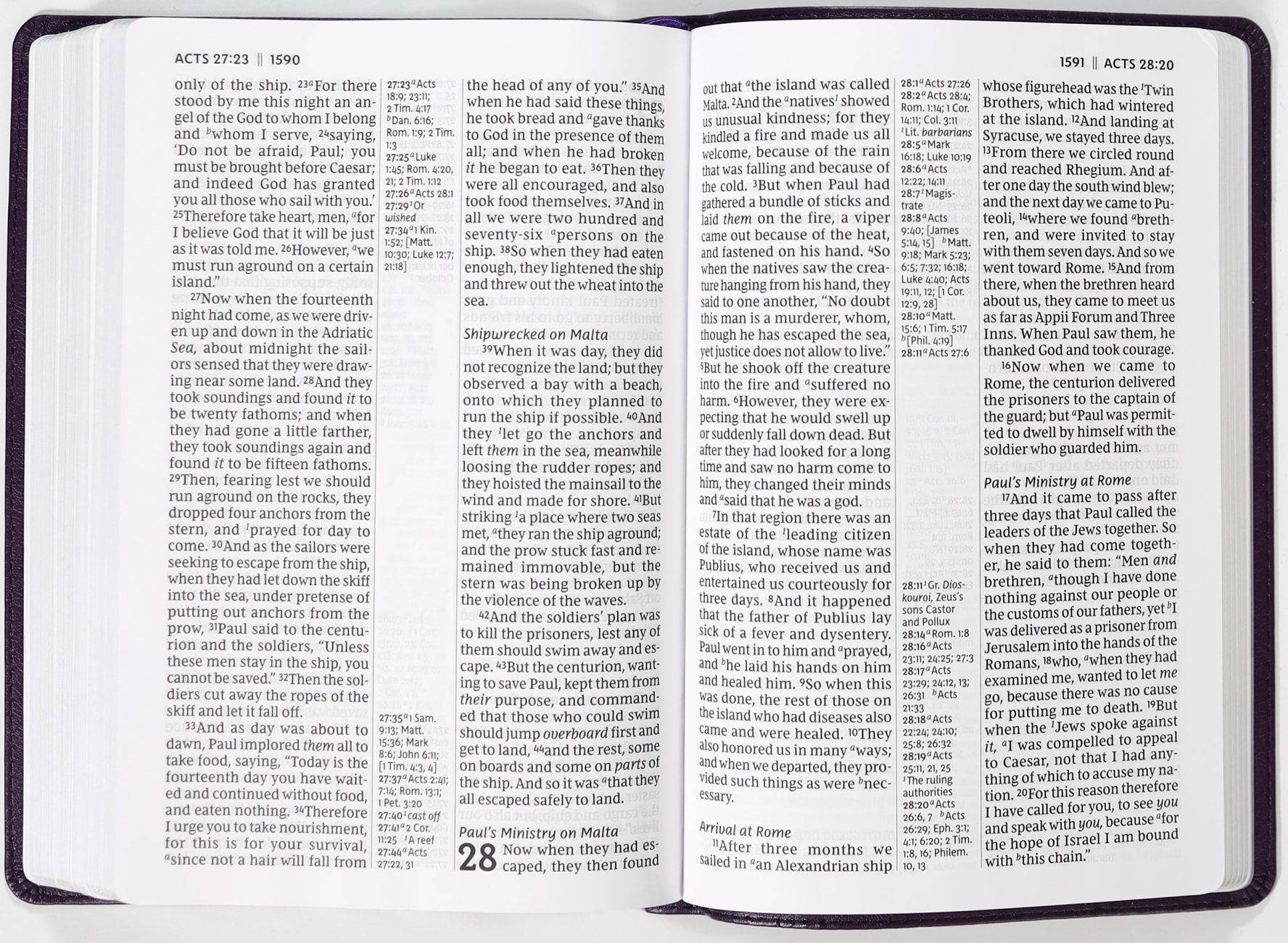 NKJV Giant Print CenterColumn Reference Bible Verse Art Cover