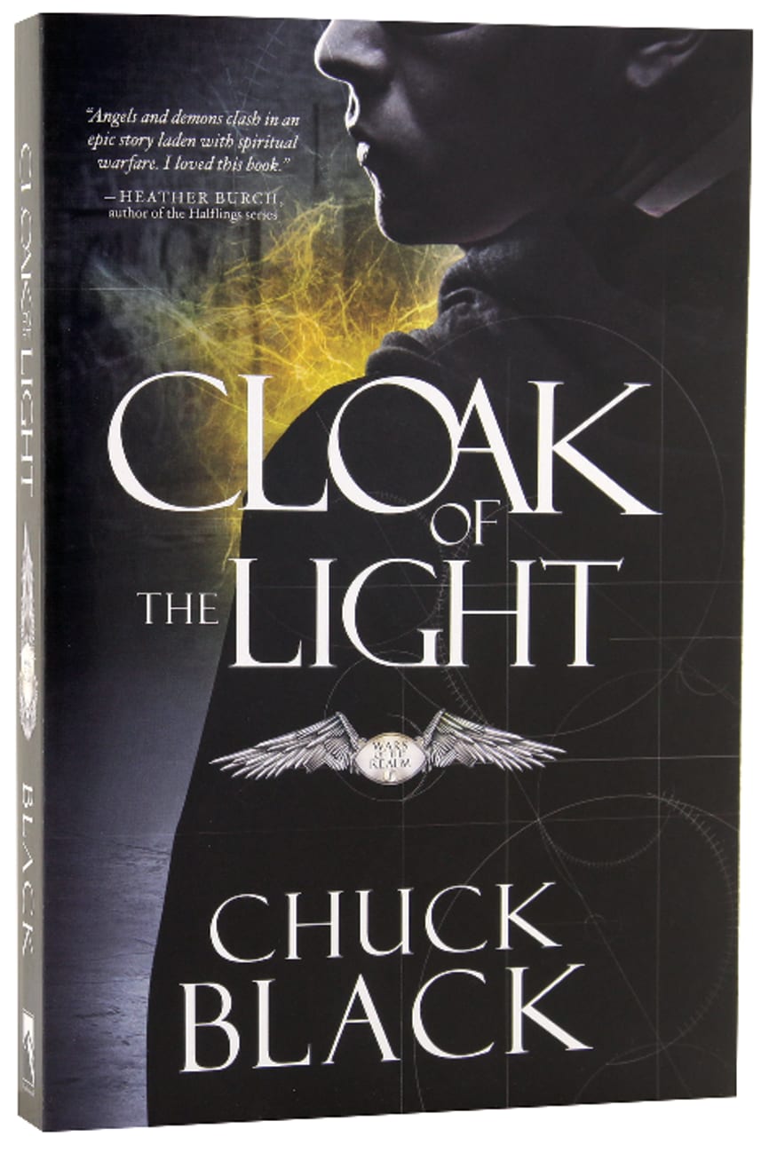 Cloak of the Light (#01 in Wars Of The Realm Series) Paperback