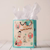 Gift Bag Medium: Peanuts Happy Dance! (Incl Two Sheets Tissue Paper & Gift Tag) Stationery